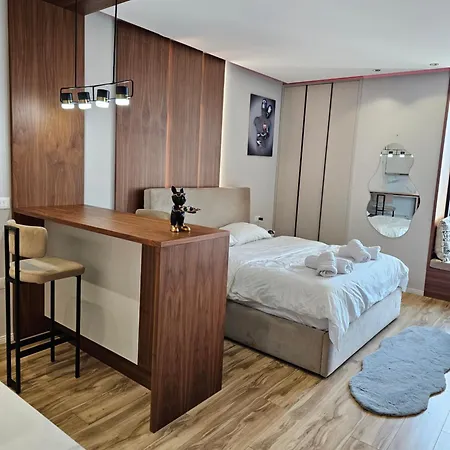 Luxury Studio Apartment Square 21, Seven Heavens Tirana Exterior photo