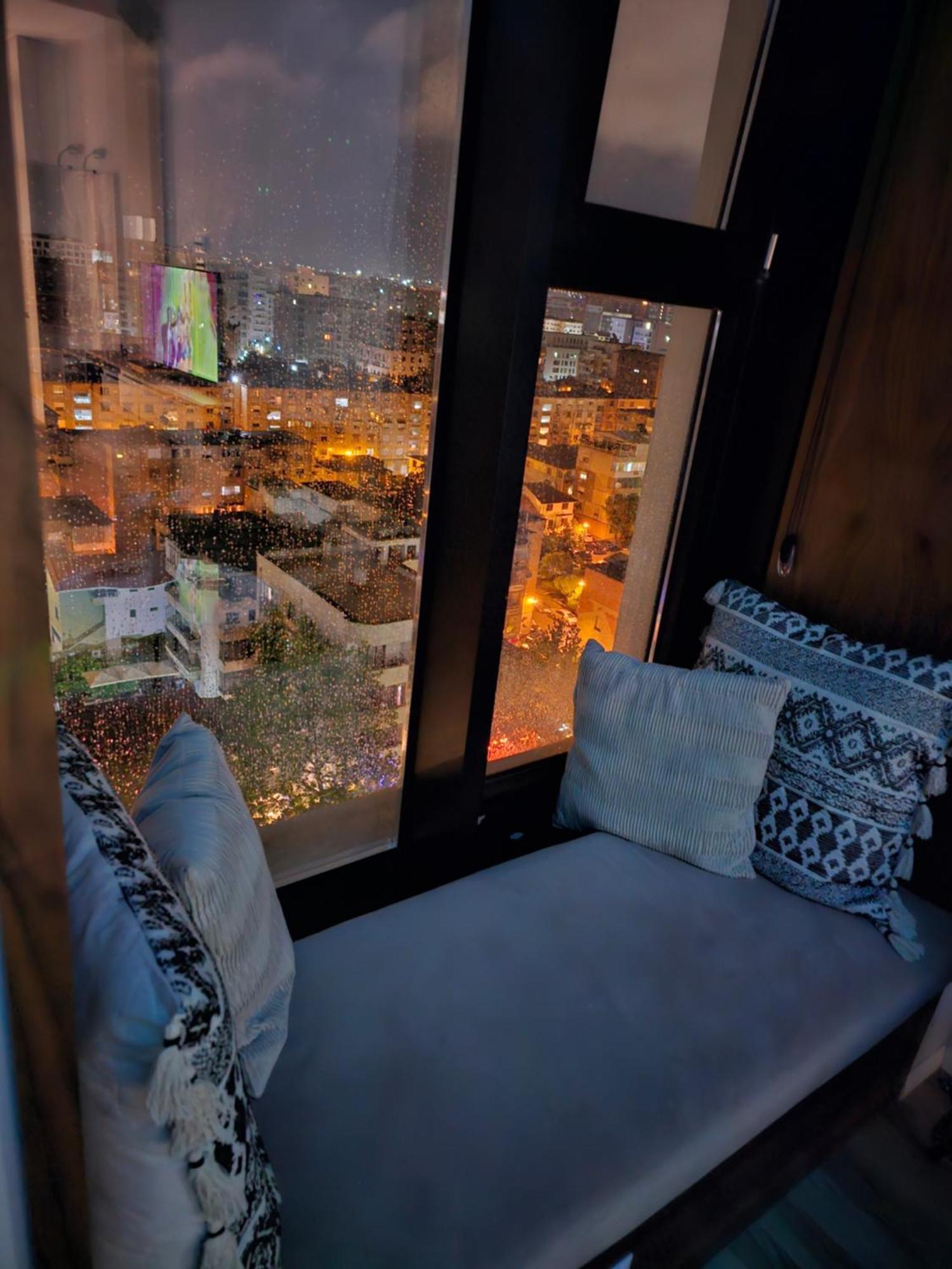 Luxury Square 21, Seven Heavens Apartmán *